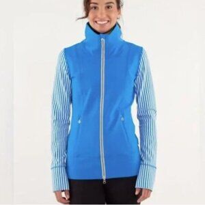 Lululemon Daily Yoga Jacket Beaming Blue Size 6‎